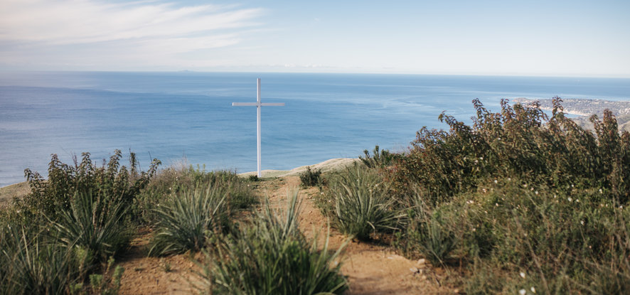 cross-hike-image
