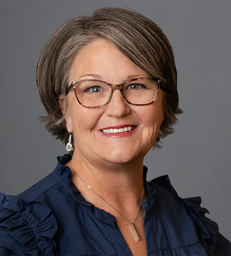 Angie Haustein Headshot