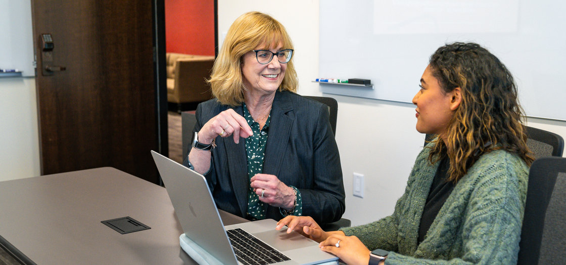 counselor talking to studnet