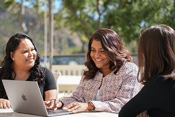 Students applying for financial aid