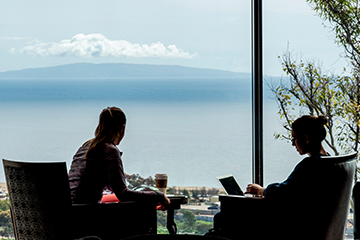Students studying in Payson overlooking the ocean