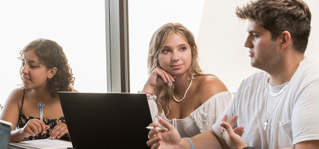 Students applying for financial aid
